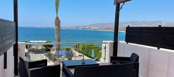 Luxuriöse Villa am Meer mit 3 Schlafzimmern, privatem Pool, Sat-TV und WLAN  
