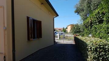 Enceinte de lâhĂ©bergement