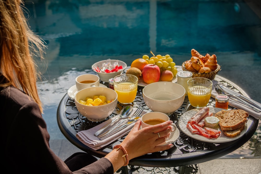 Hotel Le Palais Gallien by null