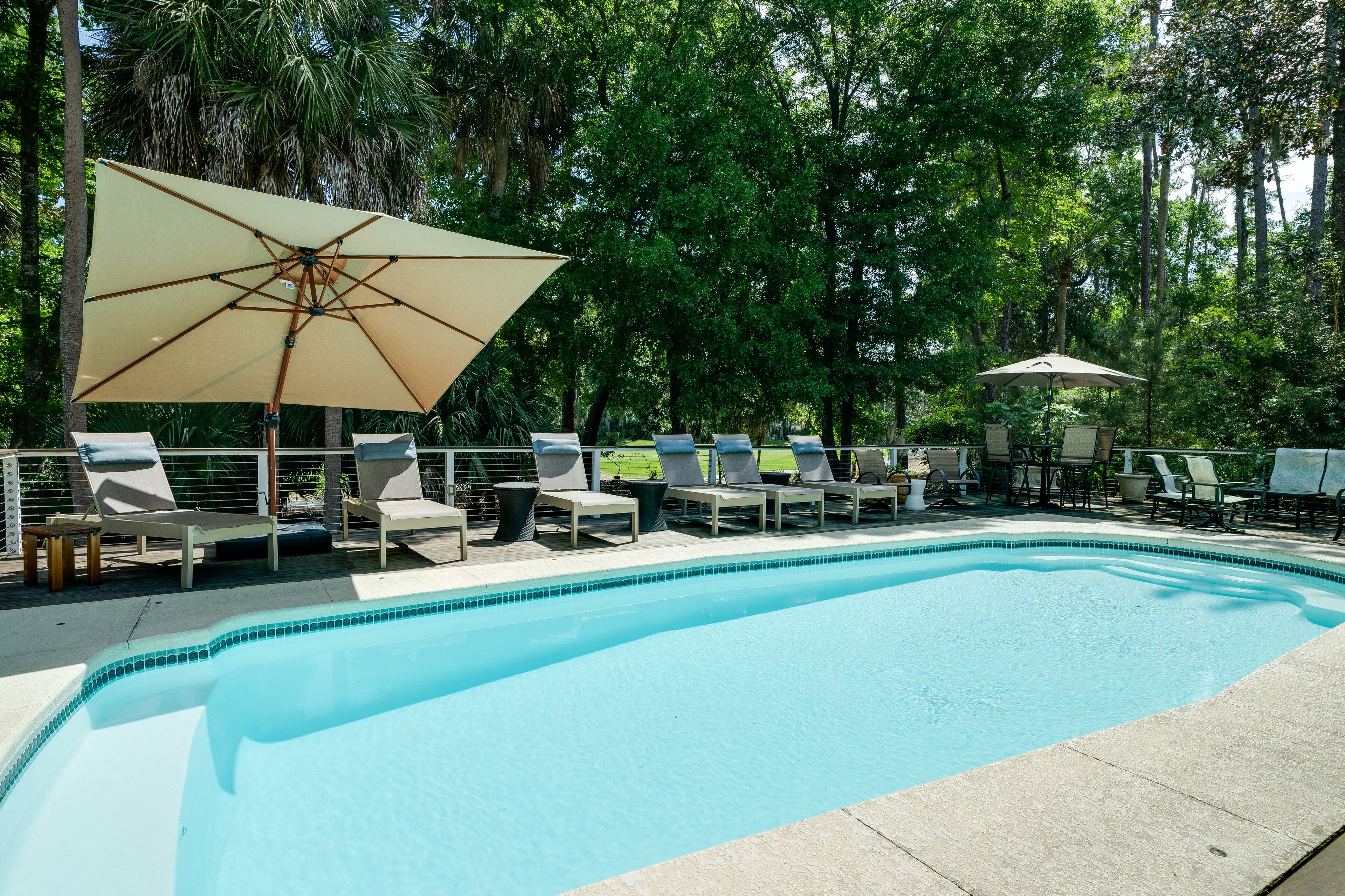 Exceptional Lowcountry Home Sleeps 12! Private Pool!  Great Location!