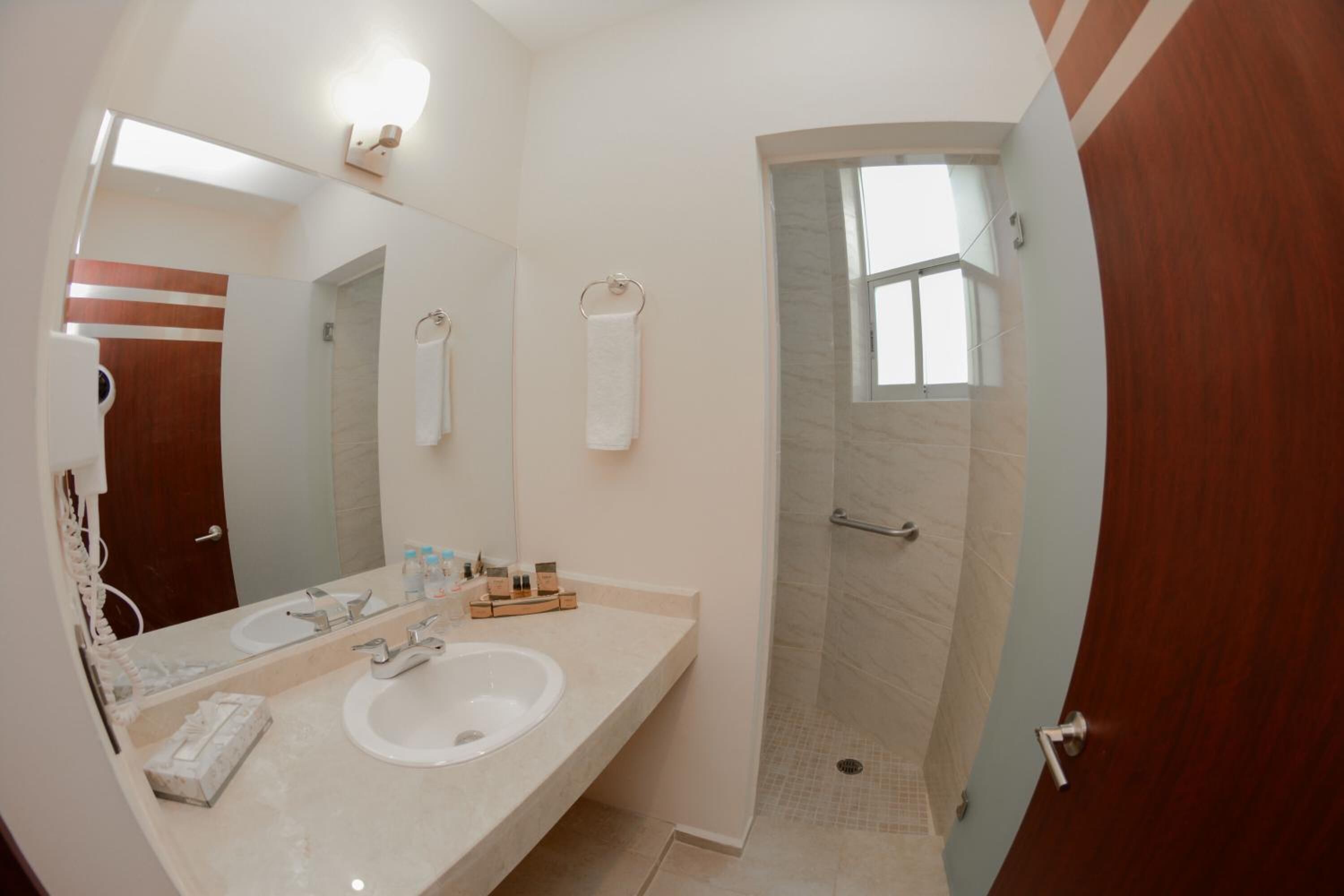 shower, free toiletries, towels