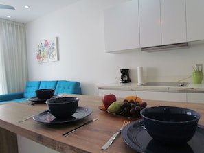 Departamento Confort, 1 cama King size y sofá cama, para no fumadores | Servicio a la habitación