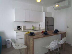 Comfort Apartment, 1 King Bed with Sofa bed, Non Smoking | Private kitchen - Moma Downtown Apartment by SA'AM (Playa del Carmen)