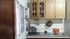 Family Apartment, Non Smoking | Private kitchen | Full-sized fridge, microwave, stovetop, cookware/dishes/utensils - Imarati Appart hotel (Tangier)