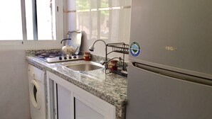 Private kitchen - Imarati Appart hotel (Tangier)