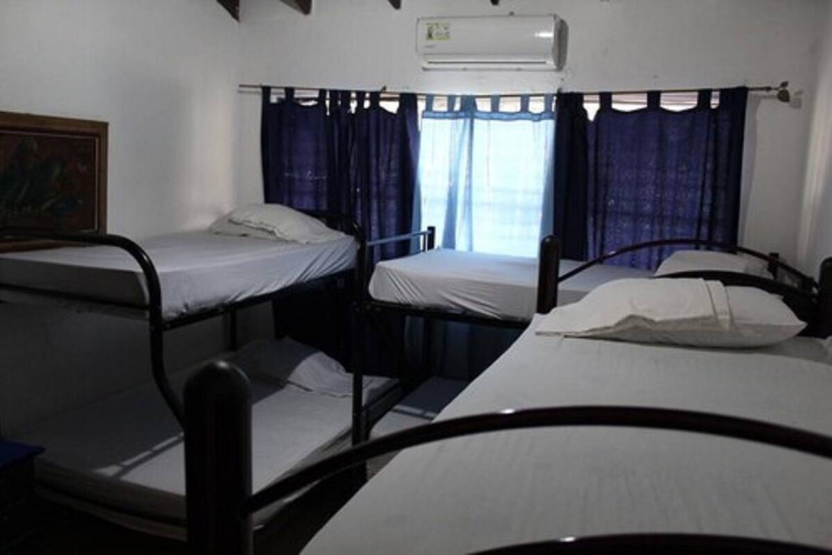 Habitación familiar, baño compartido (8 personas) | Wifi gratis
