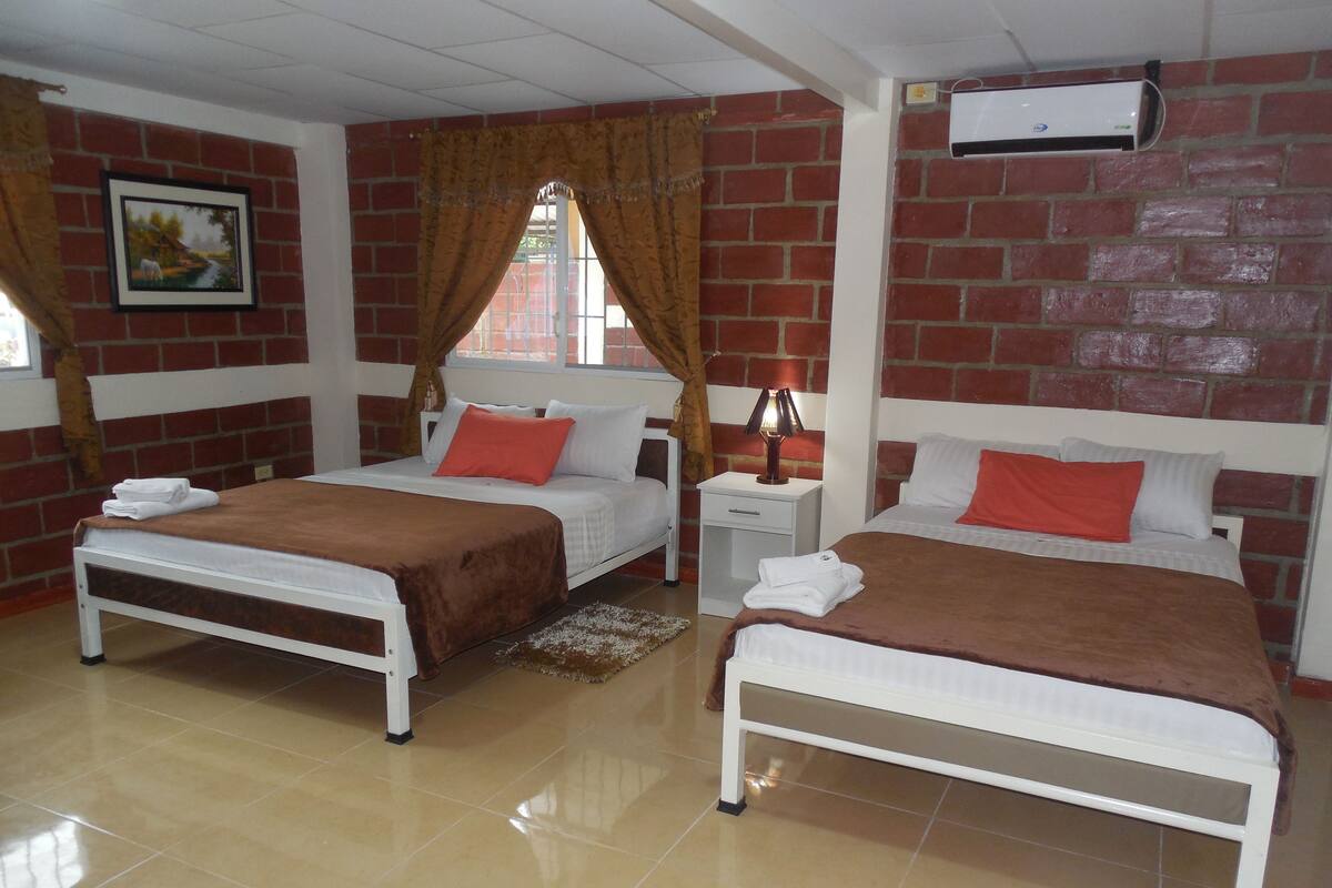 Family Suite, 1 Bedroom, Accessible
