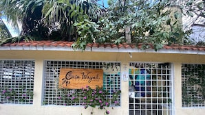 Exterior - Casa Wayak Hostal (Cancun)