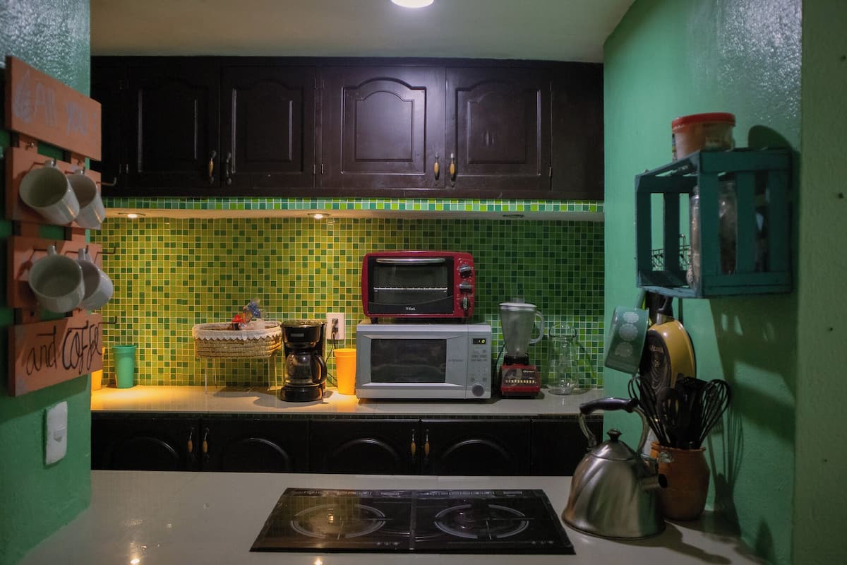Fridge, microwave