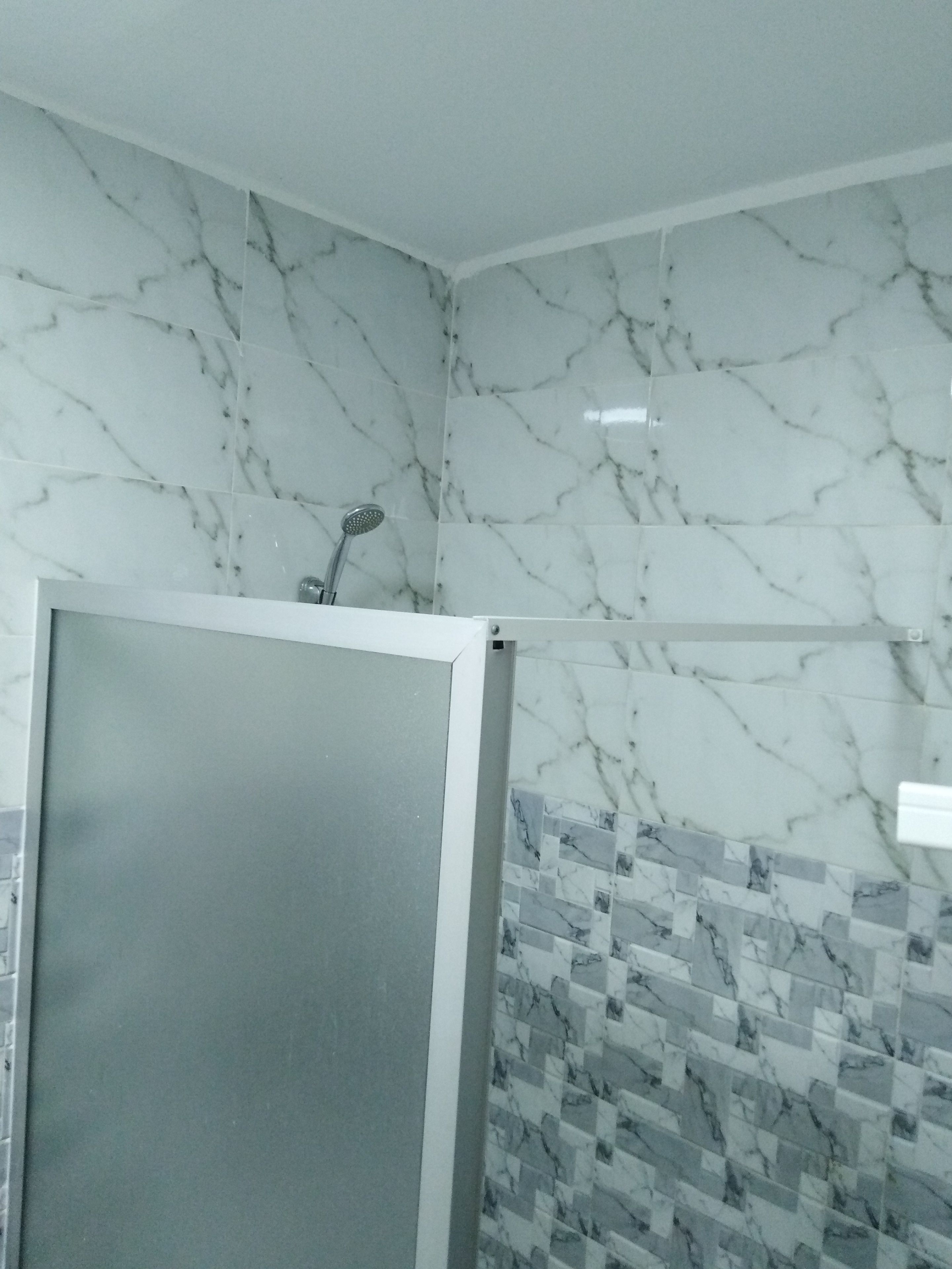 City Apartment, 1 Double Bed, Non Smoking | Bathroom shower