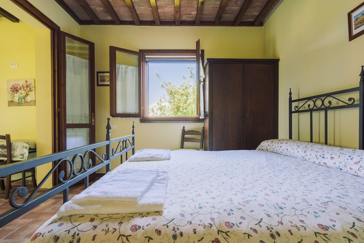 Standard Apartment | 1 bedroom, desk, rollaway beds, free WiFi