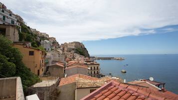 Penthouse Panoramique, 1 chambre, vue mer | Balcon