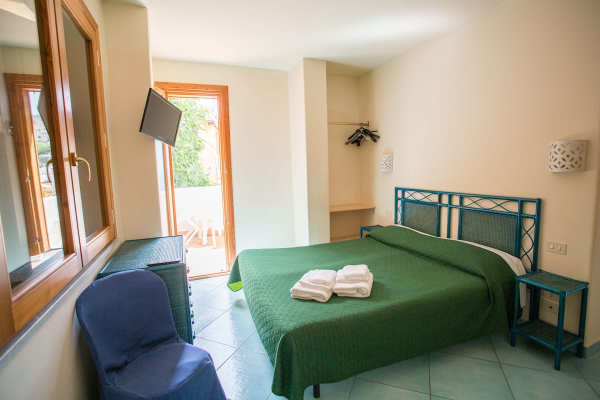 Panoramic Penthouse, 1 Bedroom, Sea View | Free WiFi, bed sheets