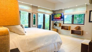 3 makuuhuonetta, silitysrauta/-lauta, ilmainen Wi-Fi, vuodevaatteet