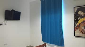 免费 WiFi、床单