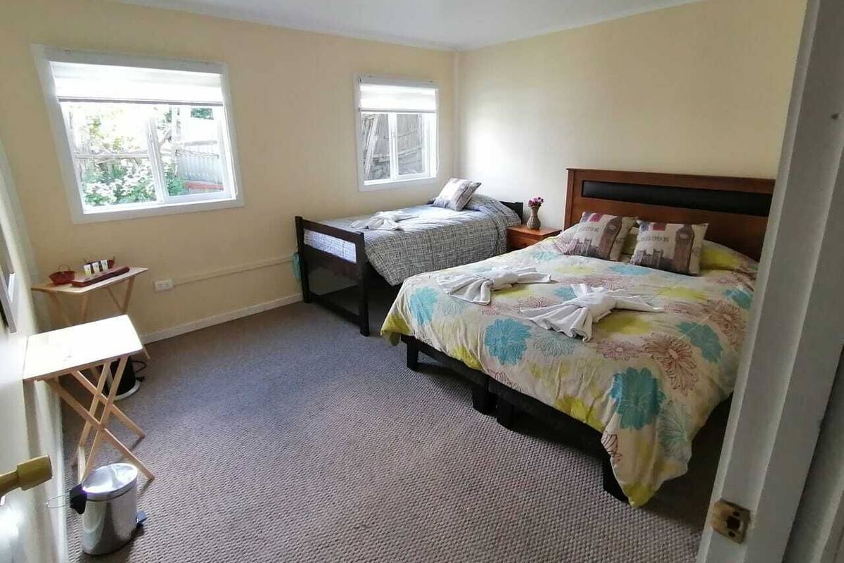 Free WiFi, bed sheets