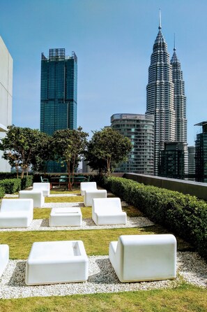 Pemandangan dari hartanah