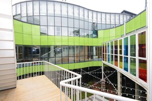 Front of property - J Trip Youth Hostel (Shanghai)