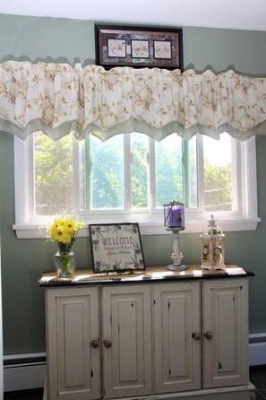 Hallway - Ray of Sunshine (Canandaigua)