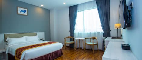 1 bedroom, in-room safe, desk, soundproofing