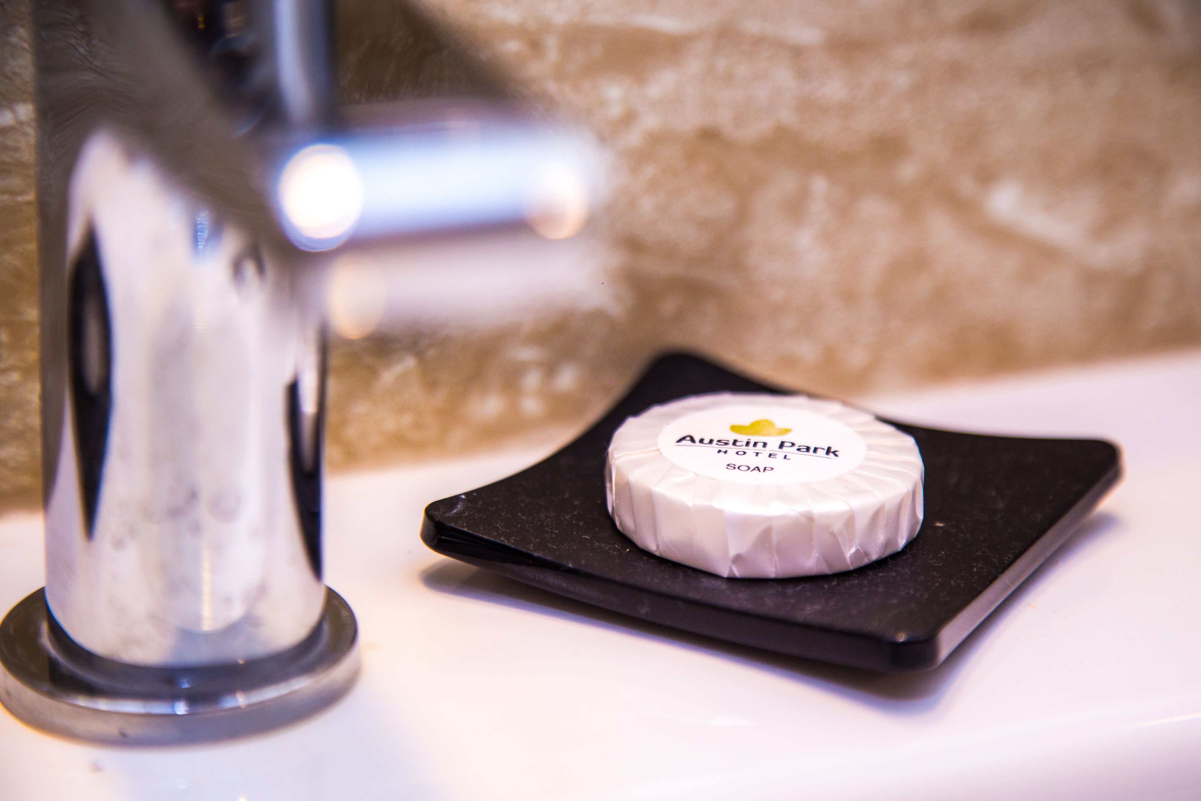 shower, rainfall showerhead, free toiletries, hair dryer