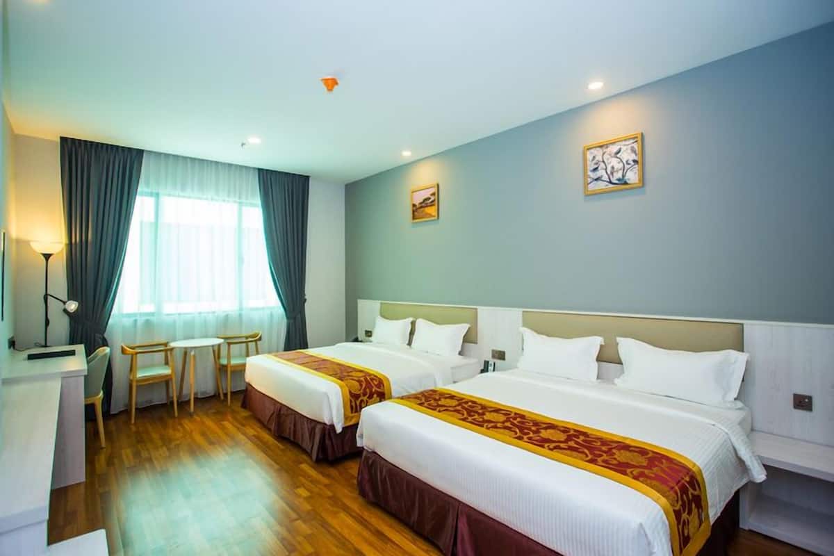 in-room safe, desk, soundproofing, iron/ironing board