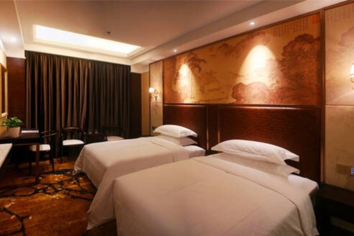 In-room safe, desk, blackout curtains, free WiFi