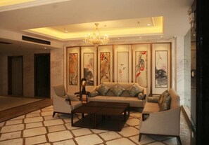 Sala de estar en el lobby