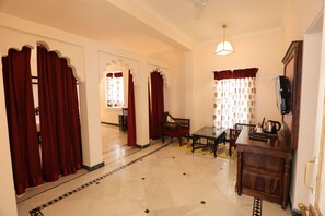 Interior - Shahpura Kumbhal Vilas (Vallabhnagar)