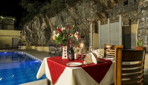 Outdoor dining - Shahpura Kumbhal Vilas (Vallabhnagar)
