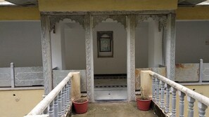 Exterior detail - Shahpura Kumbhal Vilas (Vallabhnagar)