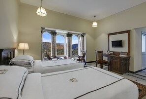 1 bedroom, in-room safe, desk, blackout drapes