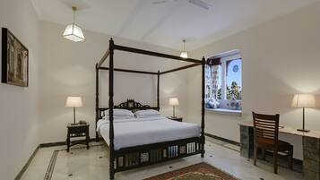 1 bedroom, in-room safe, desk, blackout drapes