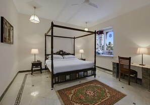 1 bedroom, in-room safe, desk, blackout drapes - Shahpura Kumbhal Vilas (Vallabhnagar)