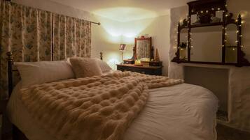 1 chambre, fer et planche à repasser, Wi-Fi gratuit, draps fournis