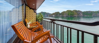 La Regina Legend Cruise