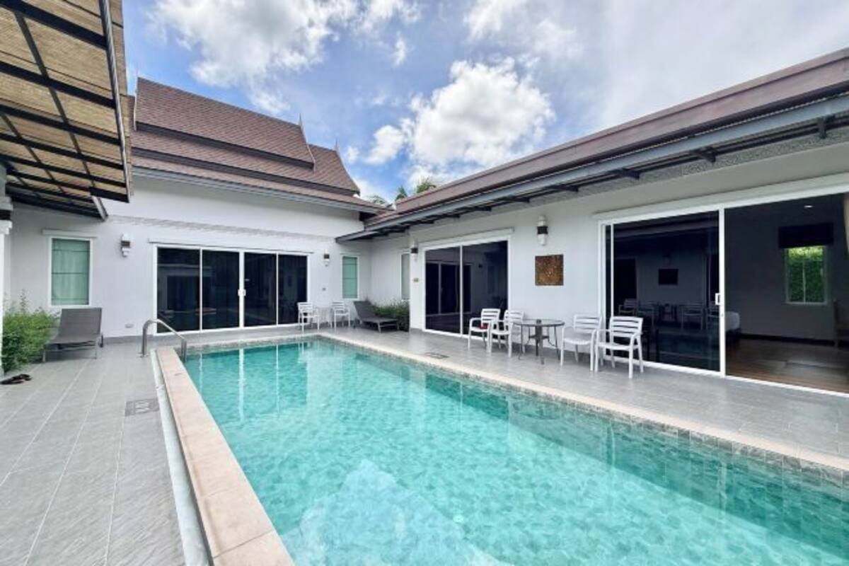 Pool | Outdoor pool