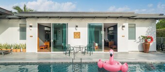 Phuket La Siesta, Naiharn Beach