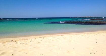 Apartamento Los Lagos| Direct to the beach & sea | Terrace | BBQ | Top WiFi