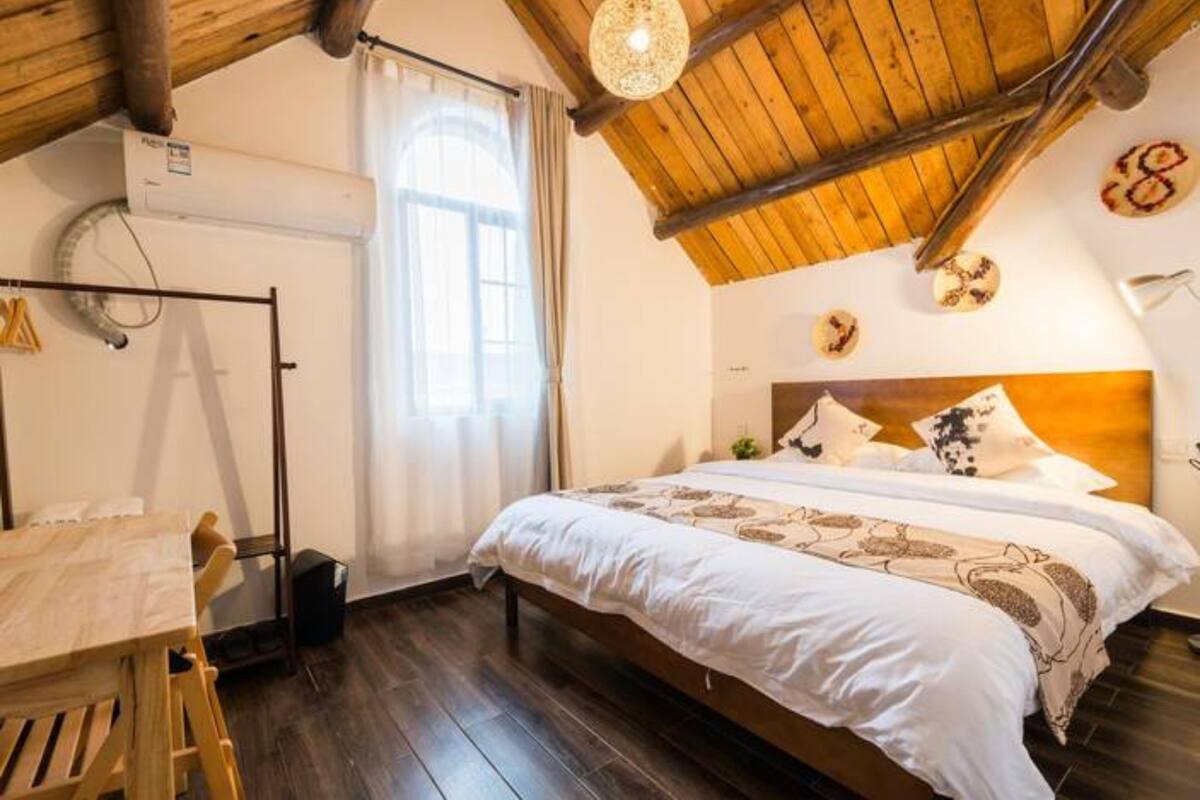 Classic Double Room | Meja, langsir/tirai gelap terus, kalis bunyi, seterika/papan seterika 