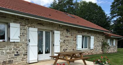 Peace and quiet in the heart of nature with a large garden