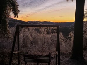 Property grounds - Sleep6,Hottub,Firepit & Wood,Private, Views, 30mins from App Ski Reduced Rates! (Fleetwood)