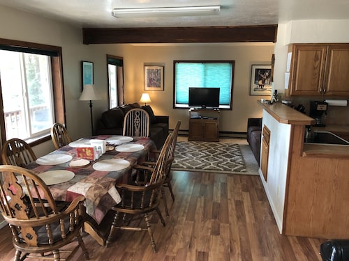 Ketchikan Northern Retreat - Apartment mit 3 Schlafzimmern auf großem Privatgrundstück