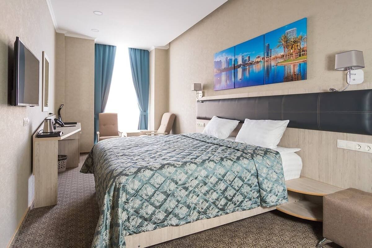 Quarto casal ou duplo standard, para não fumantes | Cofres nos quartos, quartos à prova de som