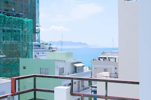 Balcony - Phuong Hoa Hotel (Nha Trang)