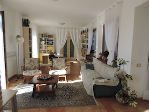 Sala de estar en el lobby