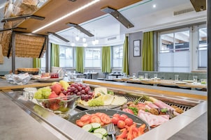 Desayuno buffet incluido todos los días