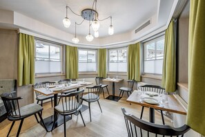 Petit déjeuner buffet compris tous les jours