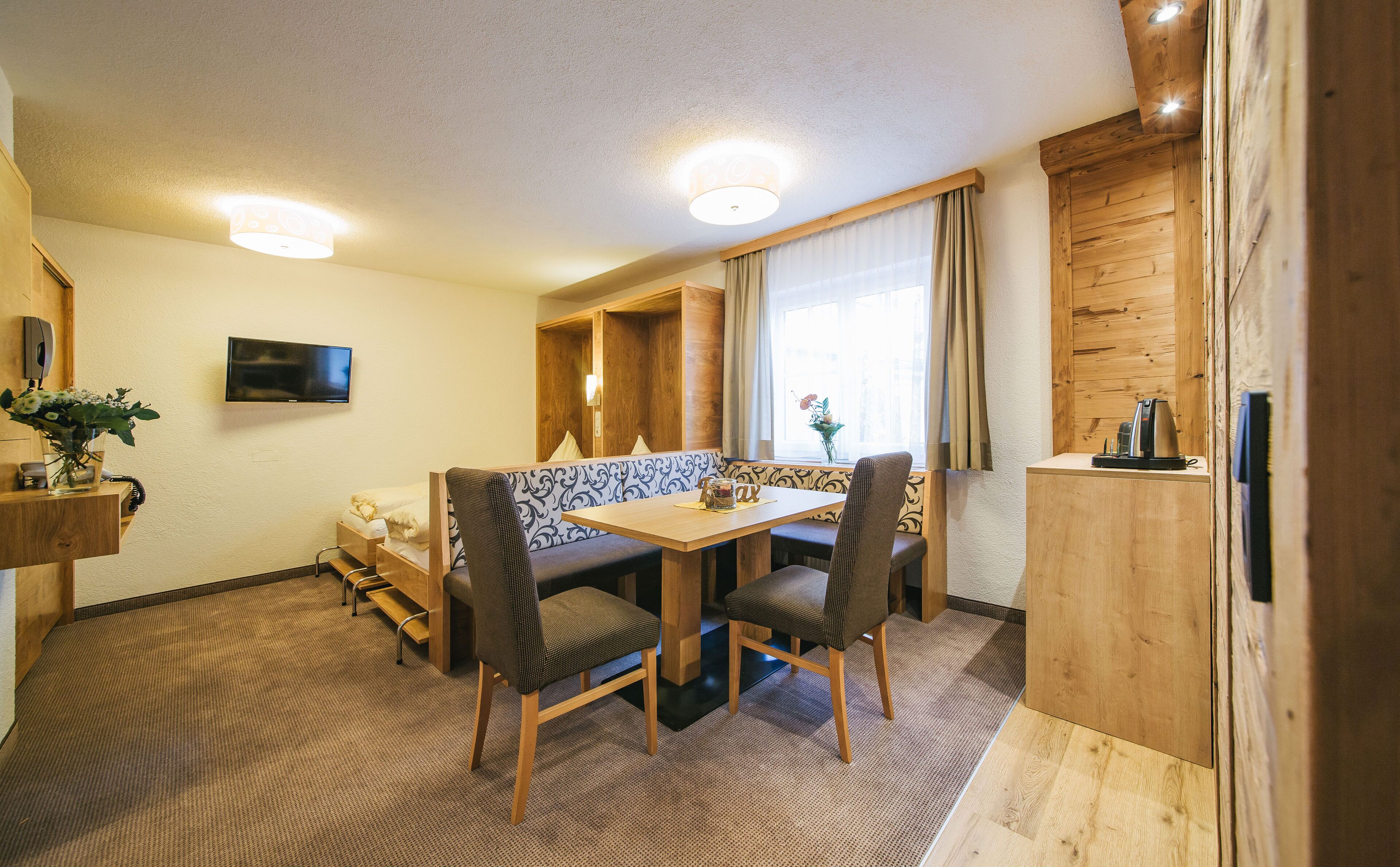 スーペリア ルーム | 高級寝具、ミニバー、客室ごとに異なる装飾、客室ごとに異なるインテリア