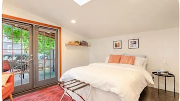 1 bedroom, iron/ironing board, travel crib, free WiFi